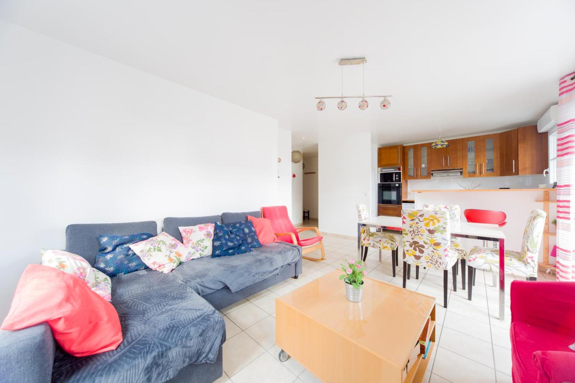 Apartamento F3 - Proche De Disney - Bussy-Saint-Georges Exterior foto